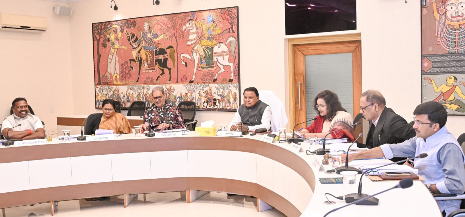 Senior Government officials in a governance reform meeting